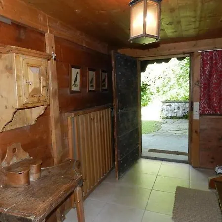 Sleeps 9 Wifi * Gstaad
