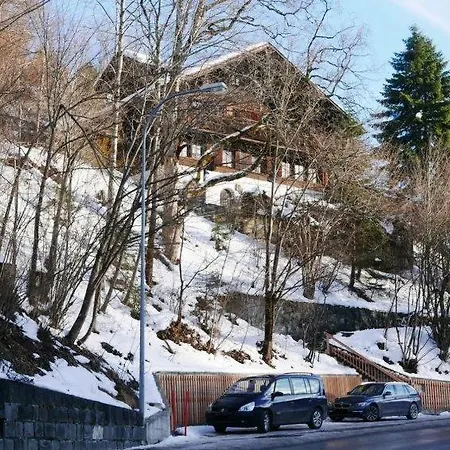 Sleeps 9 Wifi Apartment Gstaad