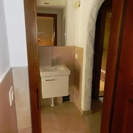 Sleeps 9 Wifi * Гштад