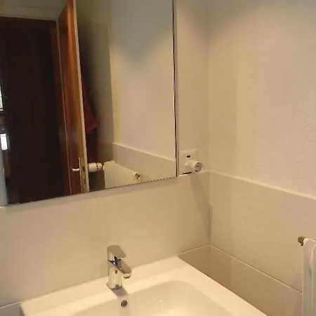 Sleeps 9 Wifi Апартаменты *